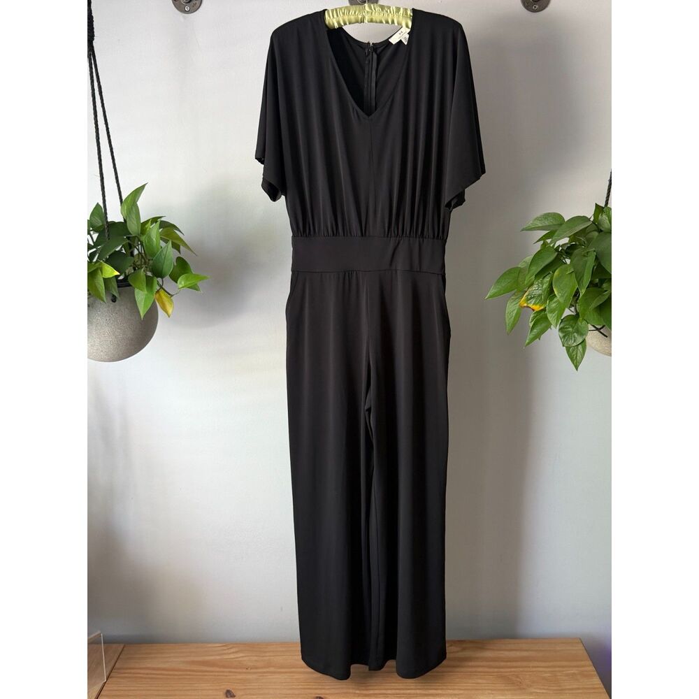 H by Halston Black Jumpsuit Sz S/P Party Romper Career Casual Short Slv V Neck